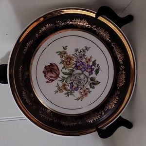 Gold trim flower plate